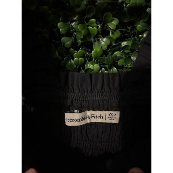 Abercrombie and Fitch Black Ruffle Tiered Dress Sz XS Petite - Picture 2 of 3